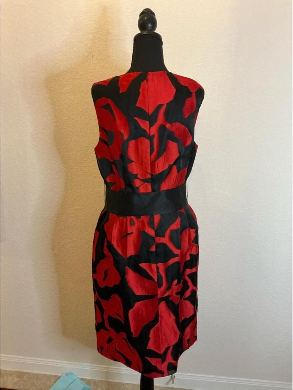 Per Se Carlisle Red Black Floral Sheath Dress Belted Sleeveless Silk Blend - Picture 3 of 5